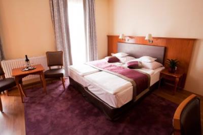 Akciós kétágyas szoba Sopronban a Pannonia Hotelben - Hotel Pannonia Sopron - Akciós Hotel Pannónia Sopronban wellness szolgáltatással