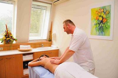 Wellness programok Sopronban - masszázsok és kezelések a Hotel Lövérben - Lövér Hotel*** Sopron - Akciós félpanziós wellness hotel Sopronban